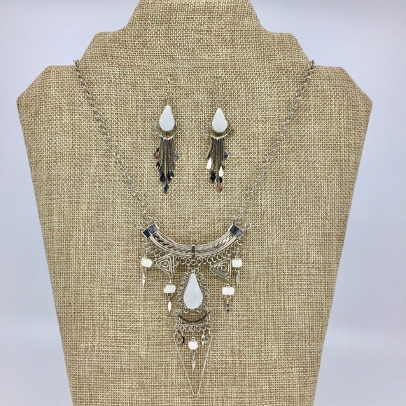 Jewelry - Peruvian Alpaca Silver White Onyx Necklace Set Jewelry - Peruvian Alpaca Silver White Onyx Necklace Set